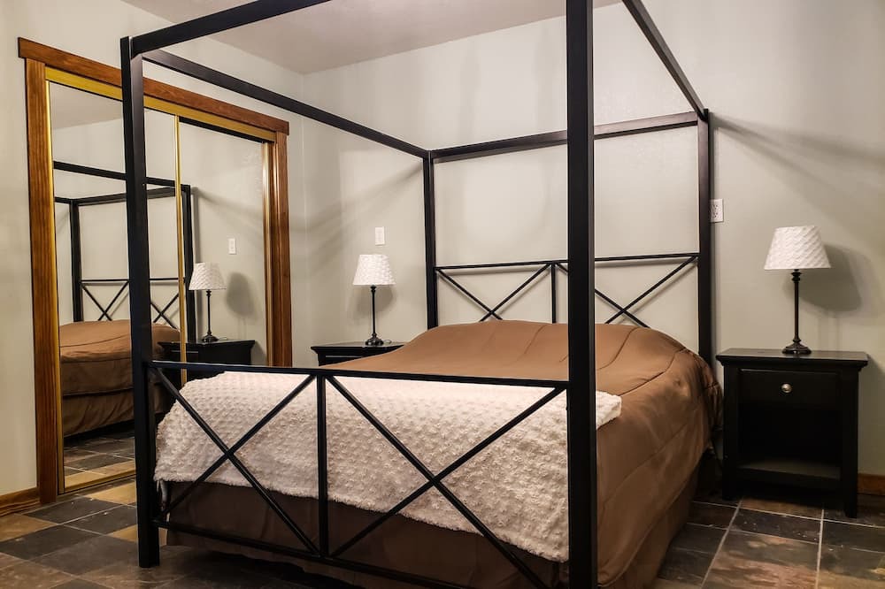 Photo of Bedroom in McAllister