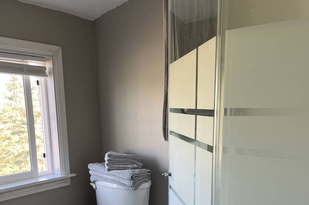 Photo of Bathroom in Williston