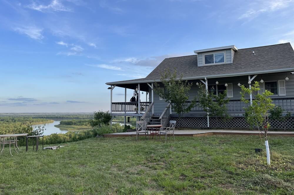 Photo of Outdoor in Williston
