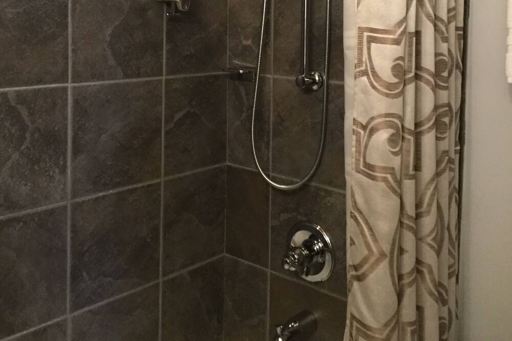 Photo of Bathroom in Urbana