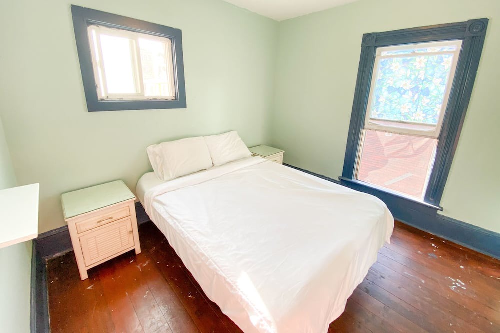 Photo of Bedroom in Downtown San Diego