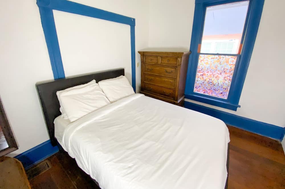 Photo of Bedroom in Downtown San Diego