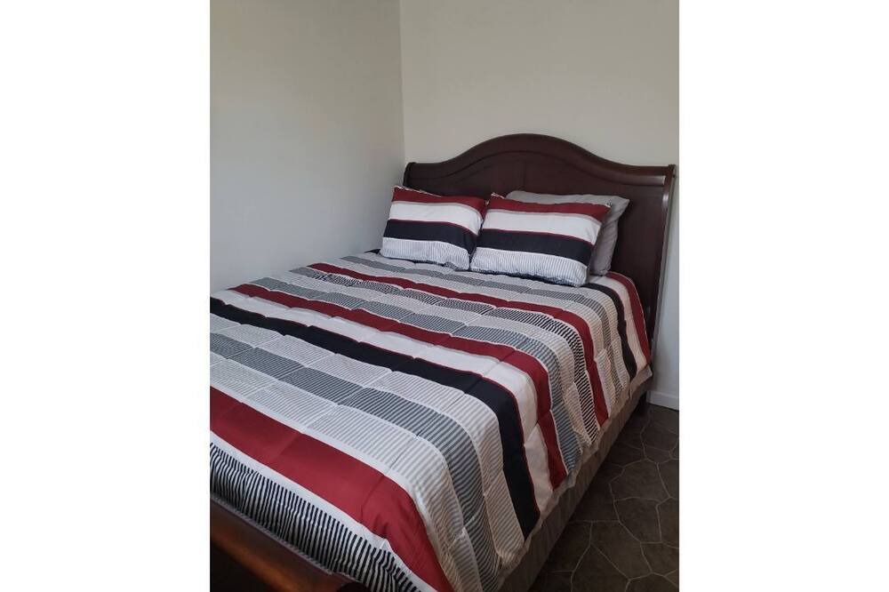 Photo of Bedroom in Northeast Columbus