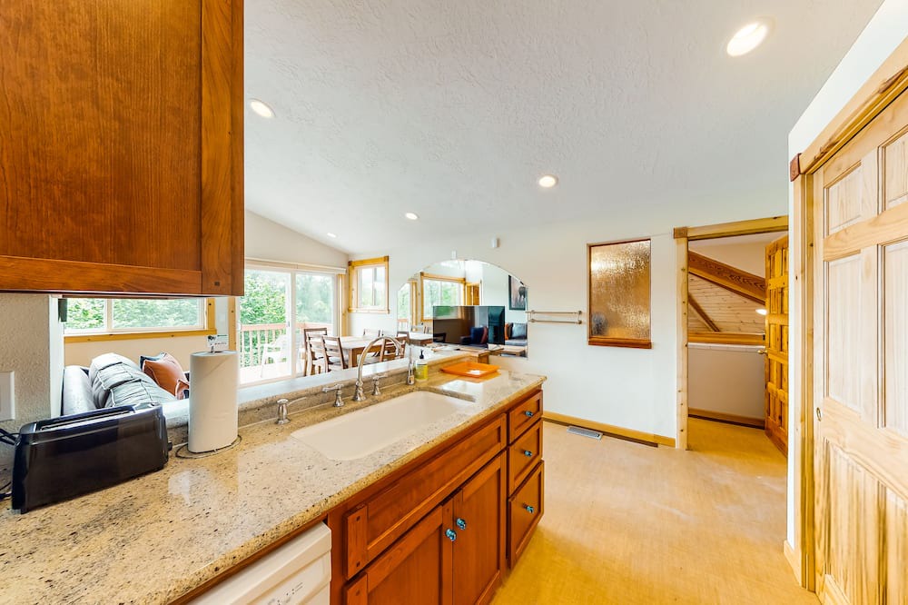 Photo of Kitchen in Oak Grove