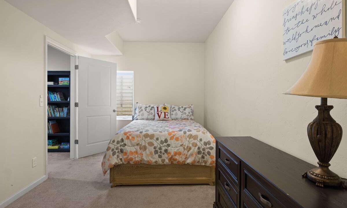 Photo of Bedroom in Casper