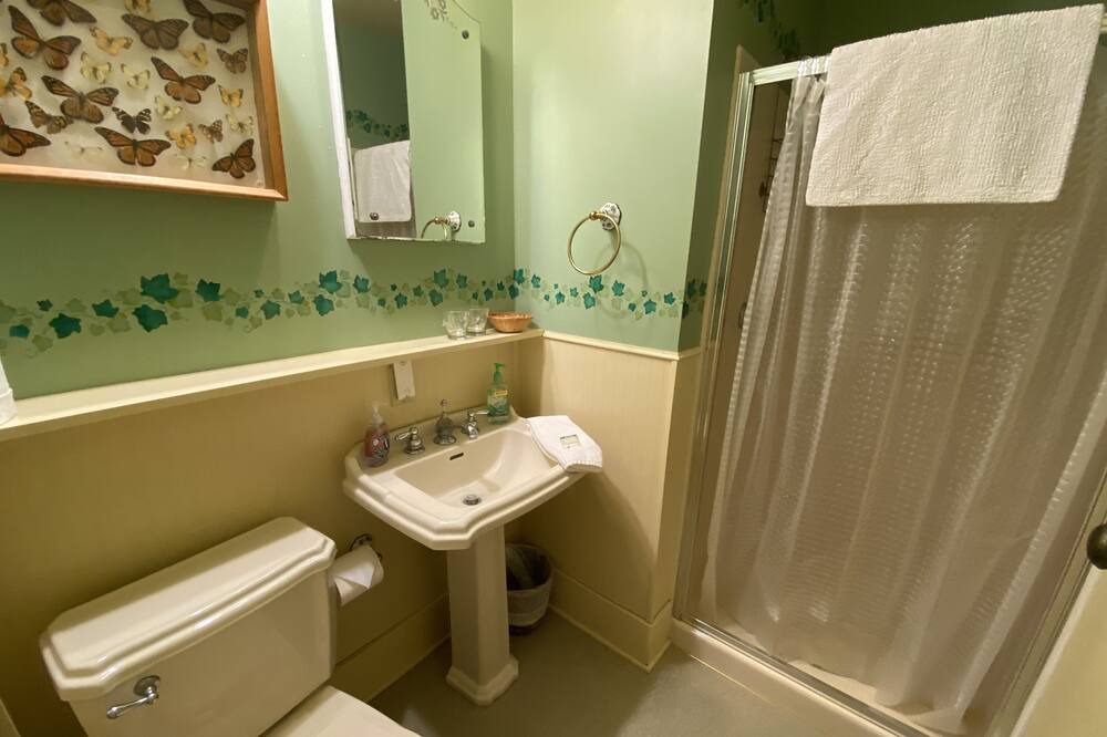 Photo of Bathroom in Coon Rapids