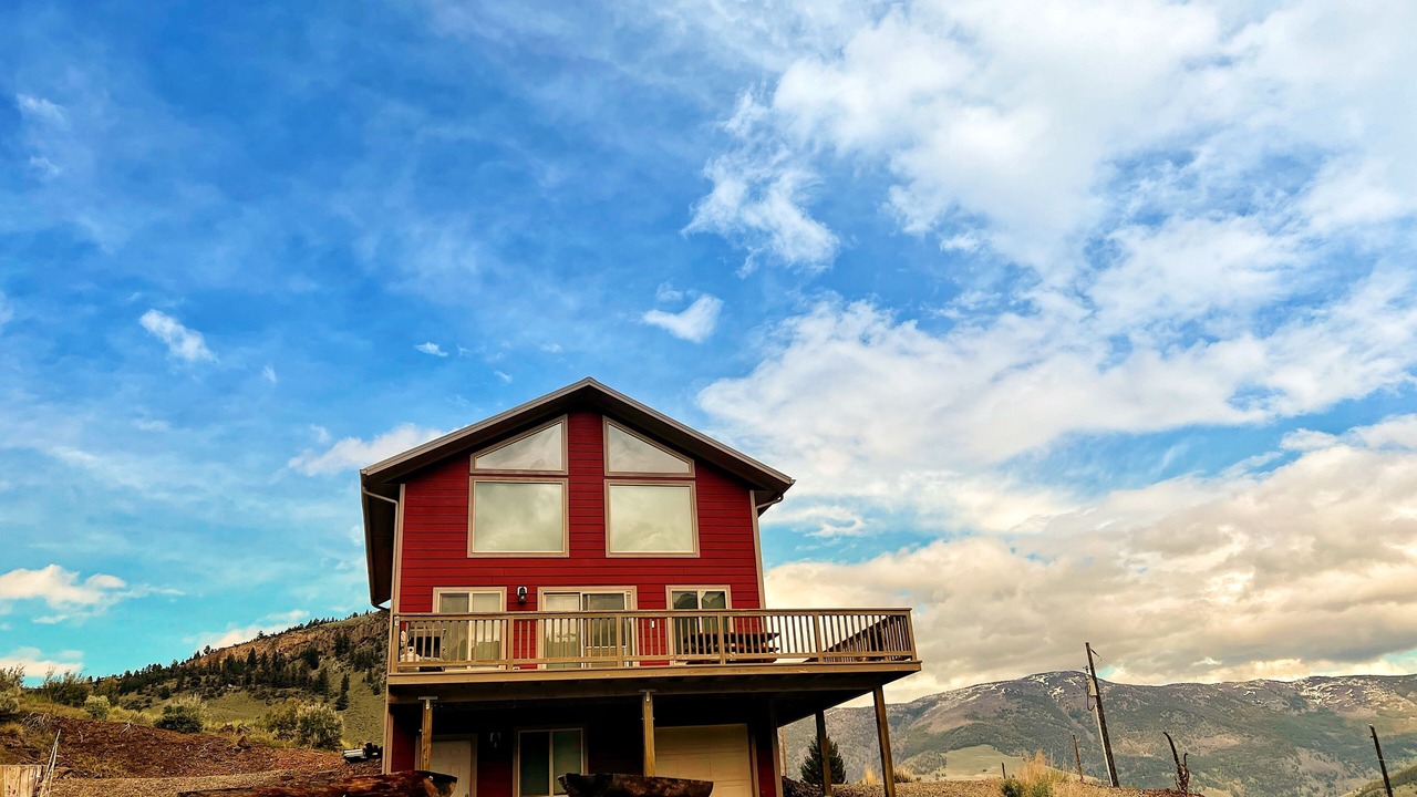 Photo of Outdoor in Salmon