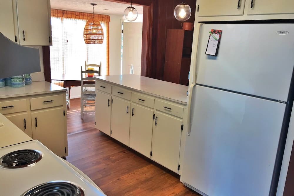 Photo of Kitchen in Lake Waccamaw