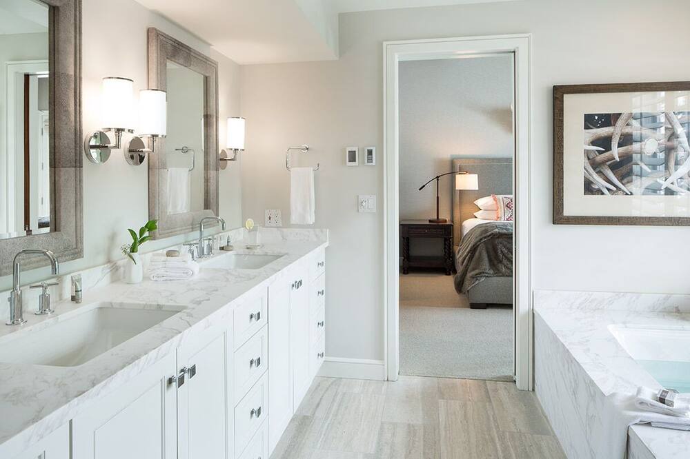 Photo of Bathroom in Teton Pines