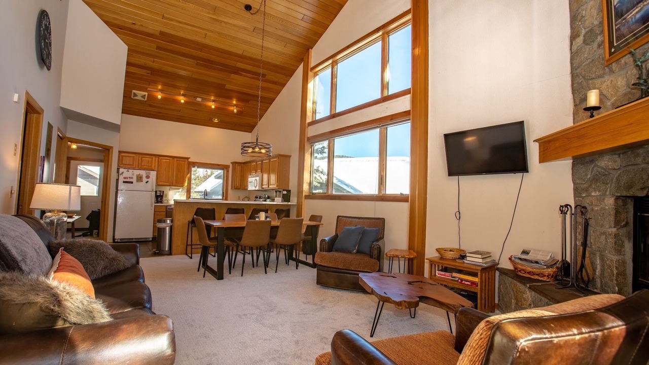 Photo of Livingroom in Big Horn