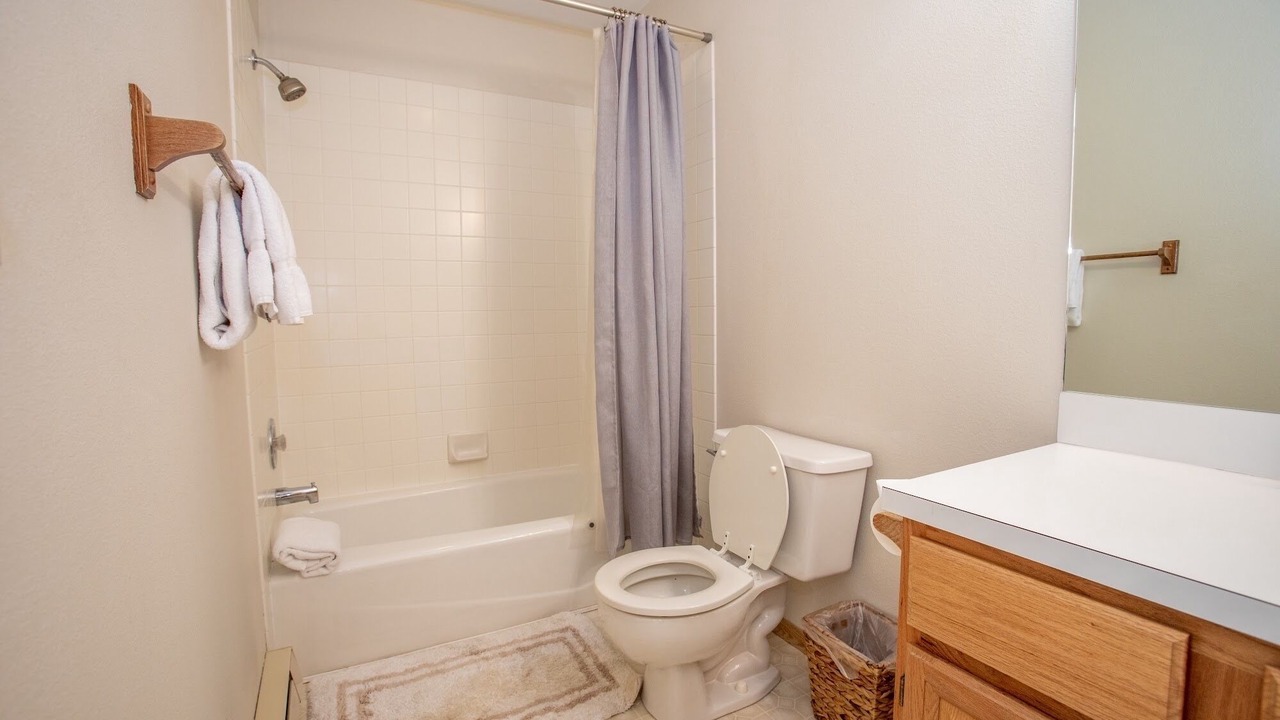 Photo of Bathroom in Big Horn