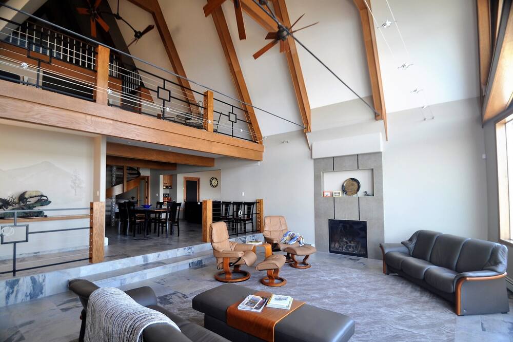 Photo of Livingroom in Helena