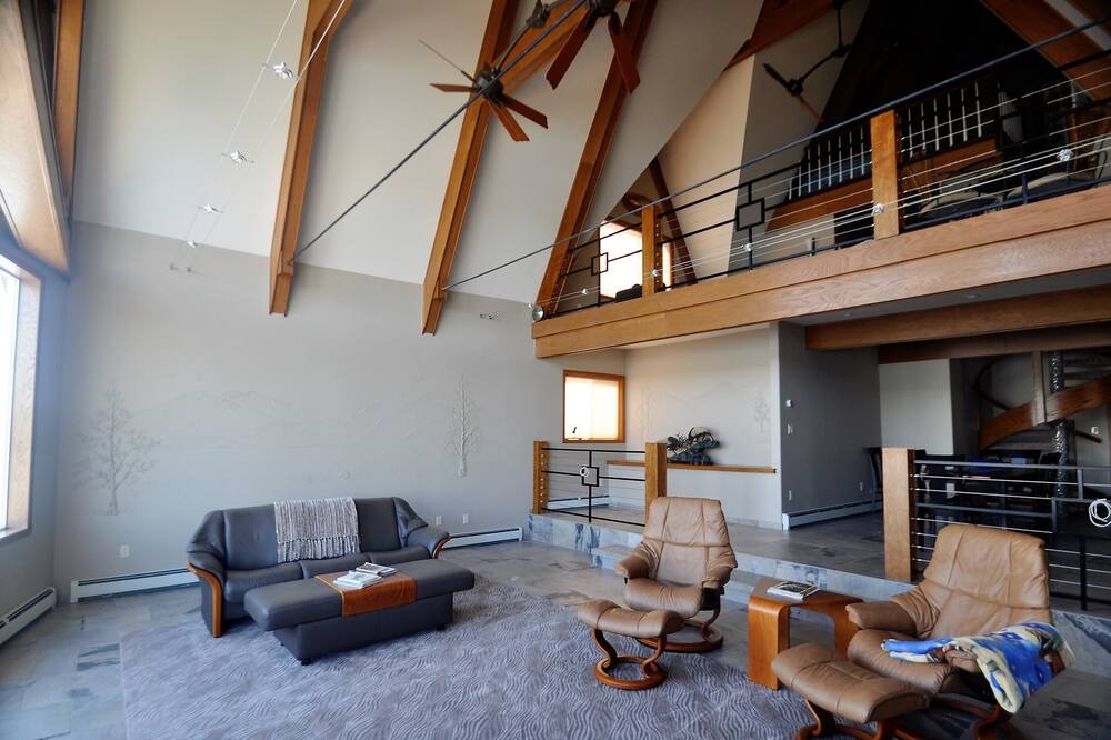 Photo of Livingroom in Helena
