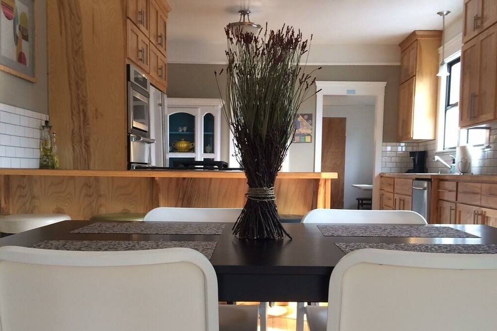 Photo of Kitchen in Veterans Park