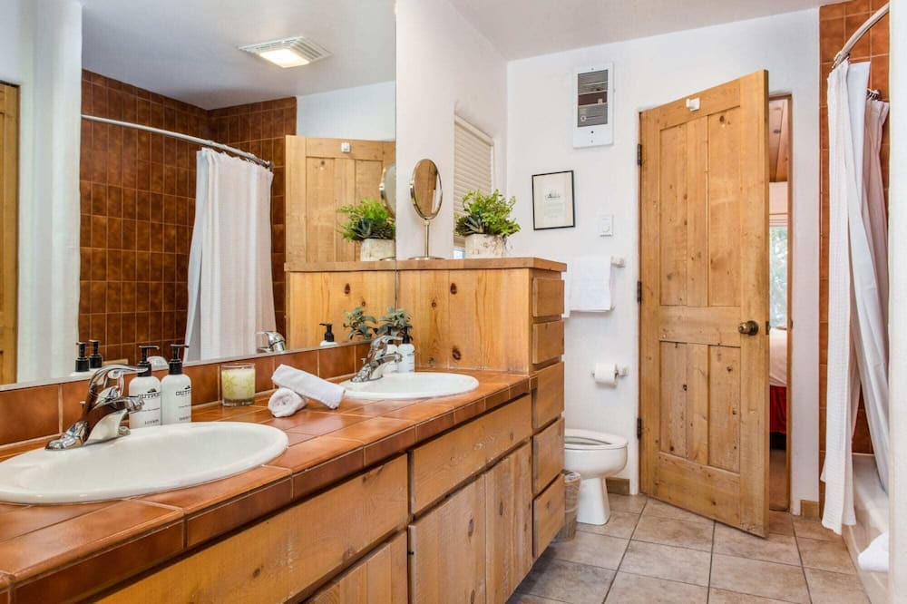 Photo of Bathroom in Spring Creek Ranch