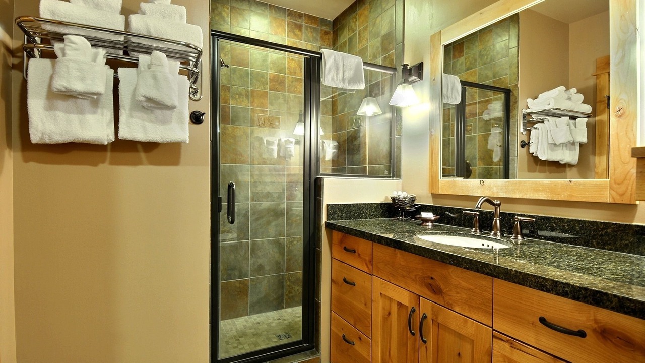 Photo of Bathroom in Big Sky