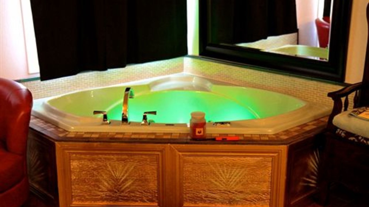 Photo of Bathroom in Sulphur