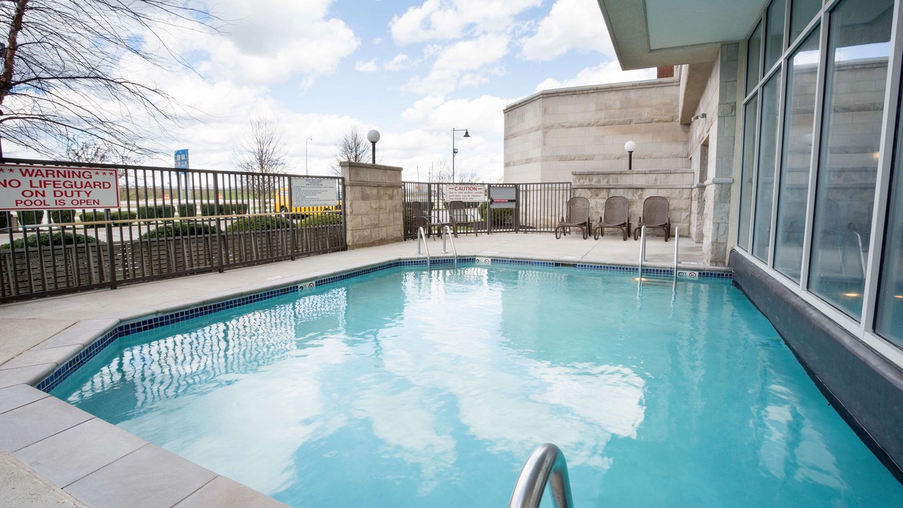 Photo of Outdoor in Grove City