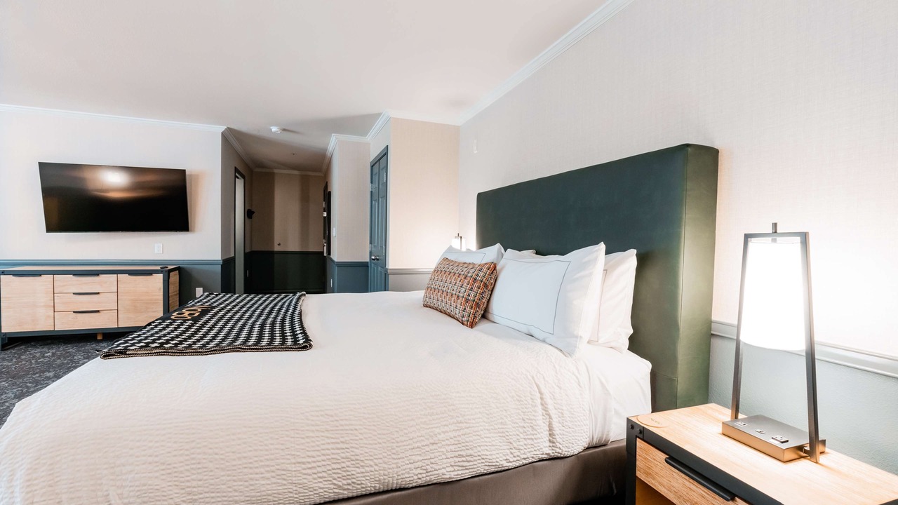 Photo of Bedroom in Cascade