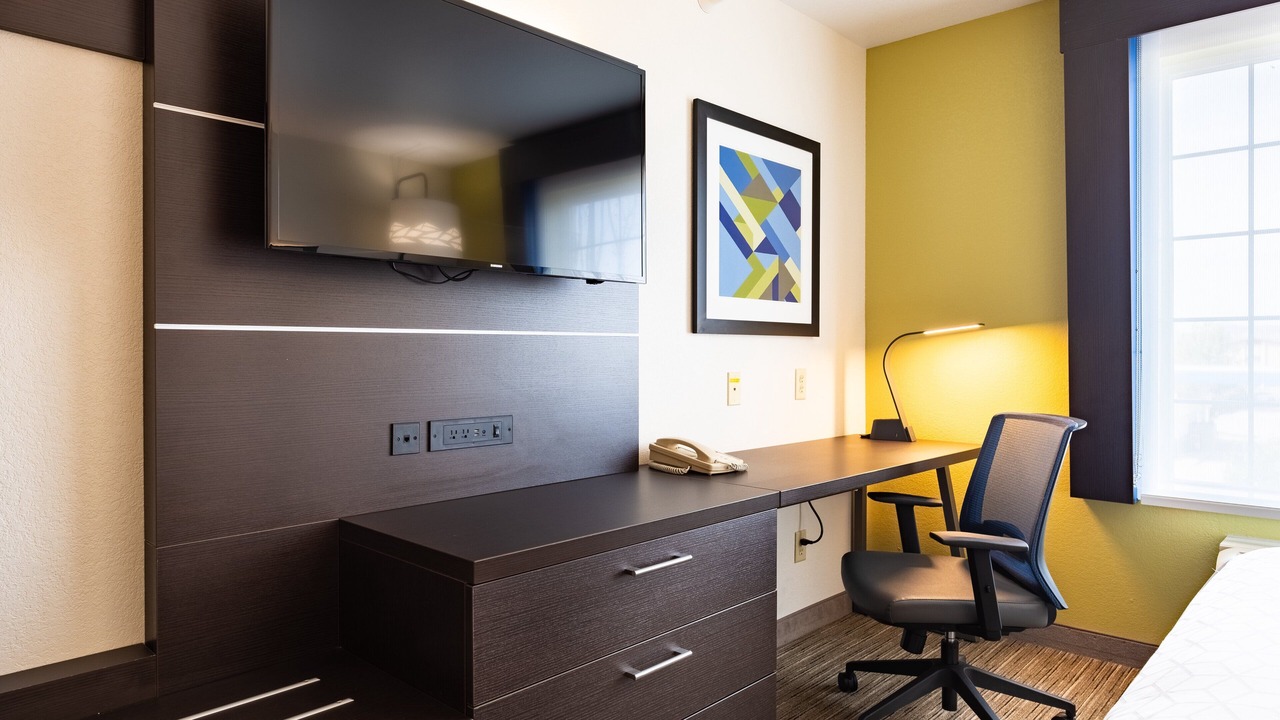 Photo of Bedroom in Evanston