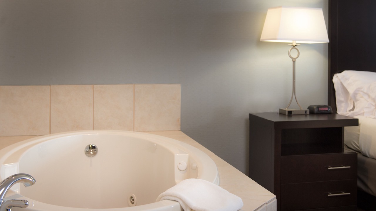 Photo of Bedroom in Le Claire
