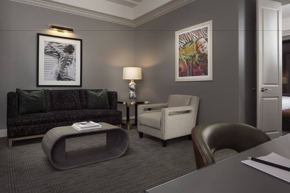 Photo of Livingroom in Memorial