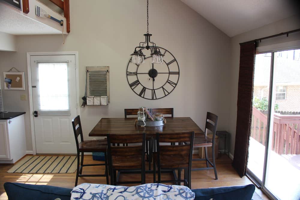 Photo of Livingroom in Southmont