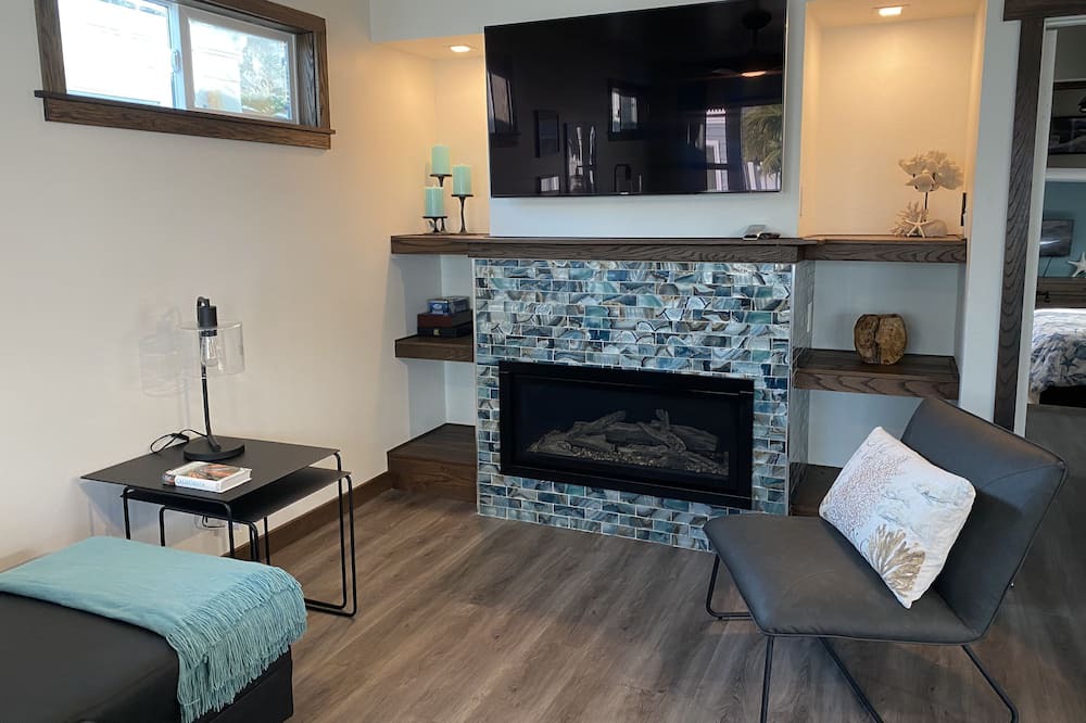Photo of Livingroom in Mission Beach