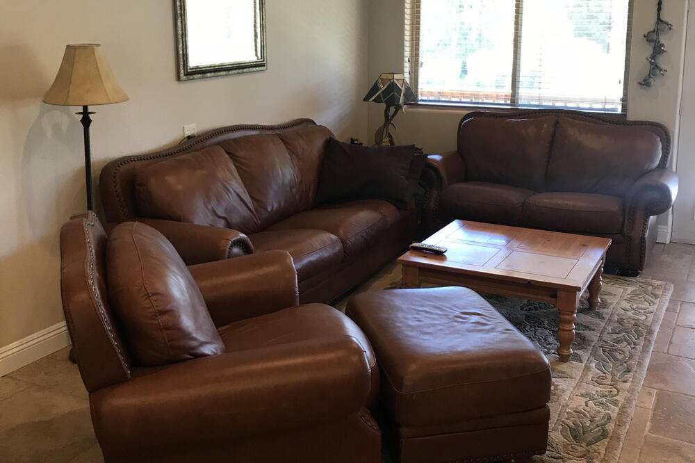 Photo of Livingroom in Hatch