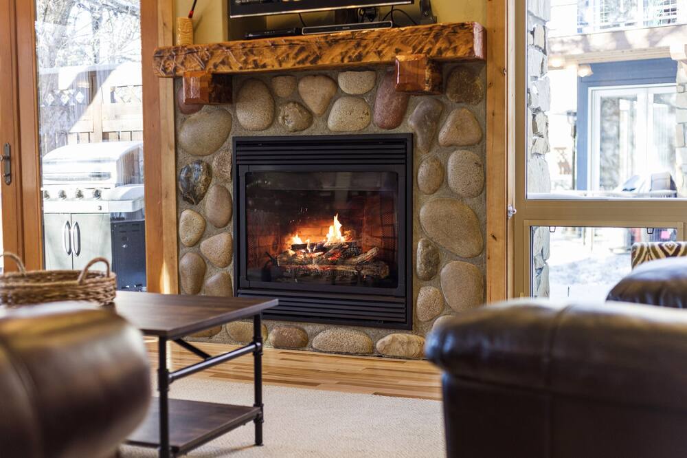 Photo of Livingroom in Red Lodge