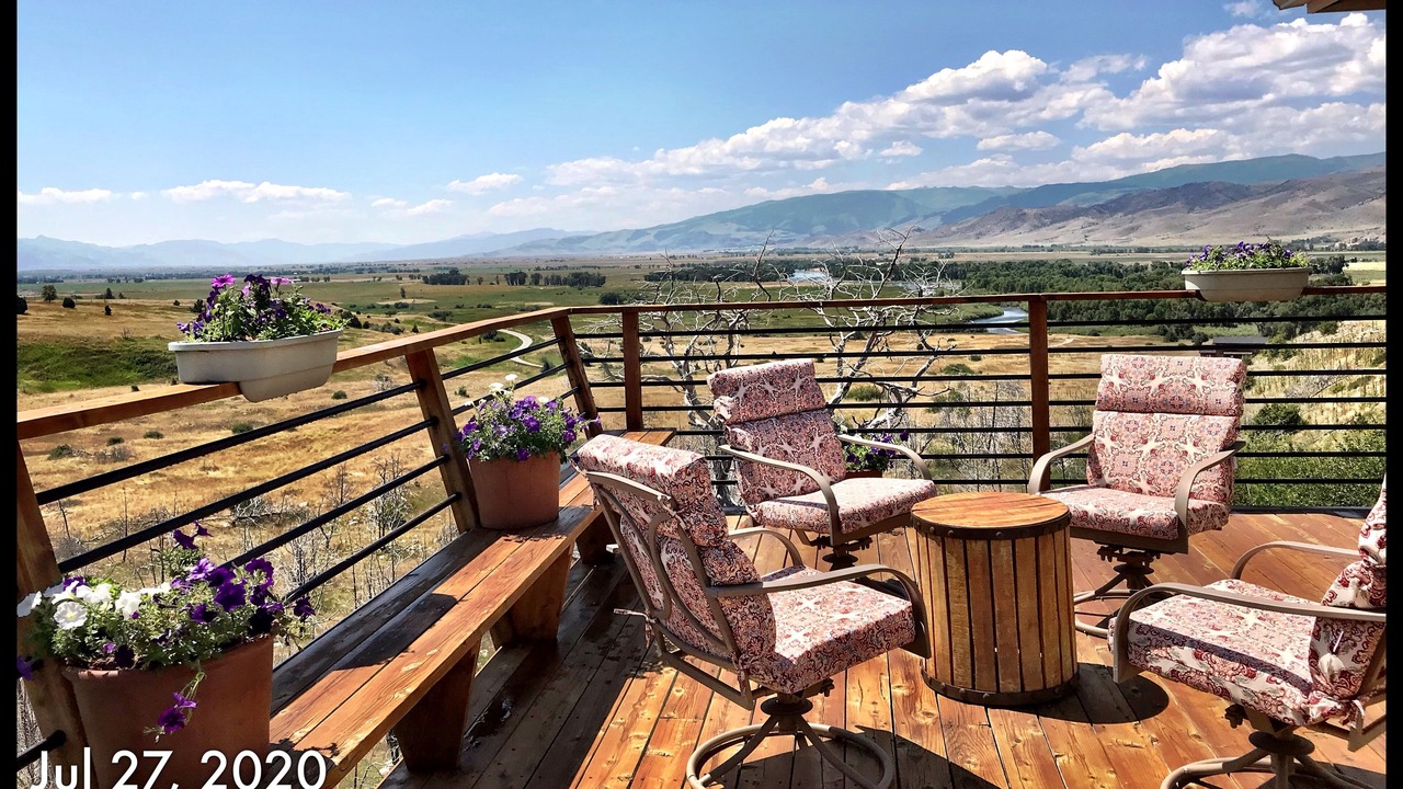 Photo of Patio Balcony in Livingston