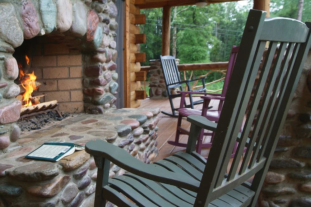 Photo of Livingroom in Monroe