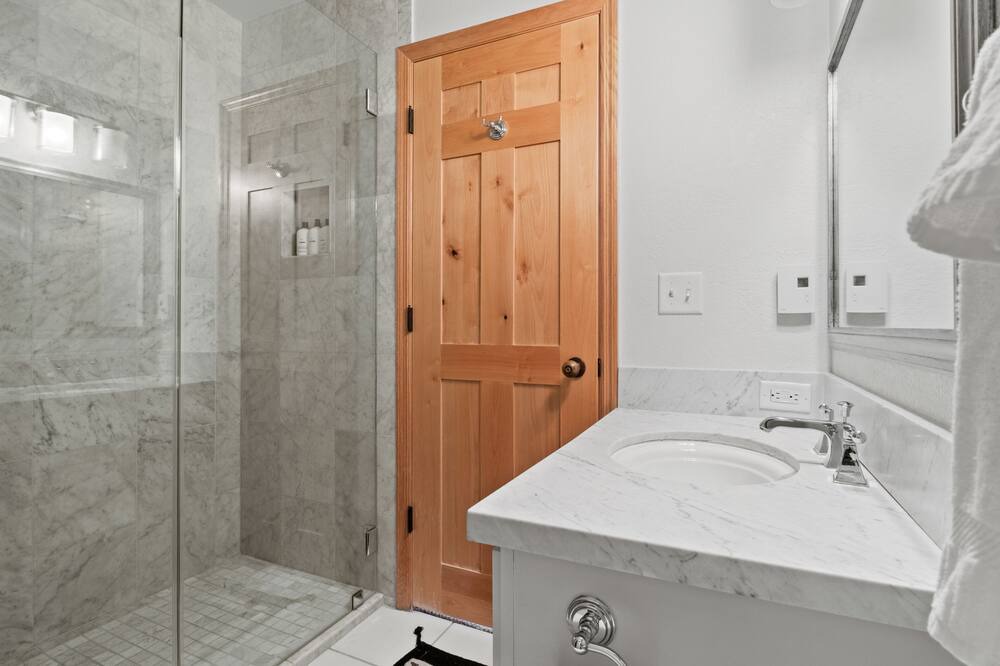 Photo of Bathroom in Teton Pines