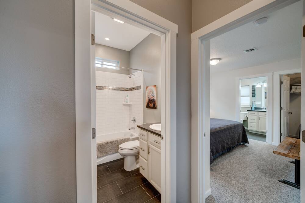 Photo of Bedroom in Riverfront