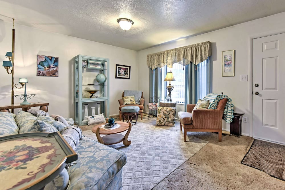 Photo of Bedroom in Logan