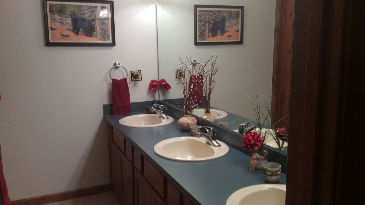 Photo of Bathroom in Red Lodge
