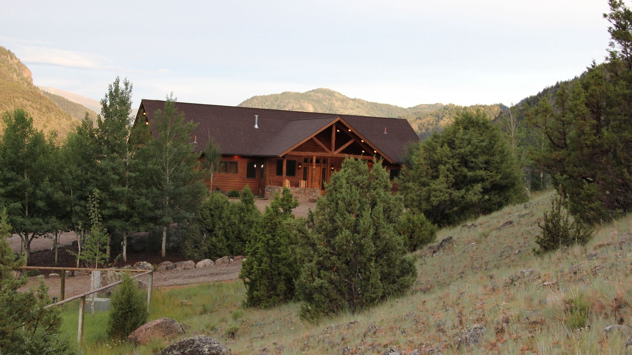 Photo of Outdoor in Emigrant