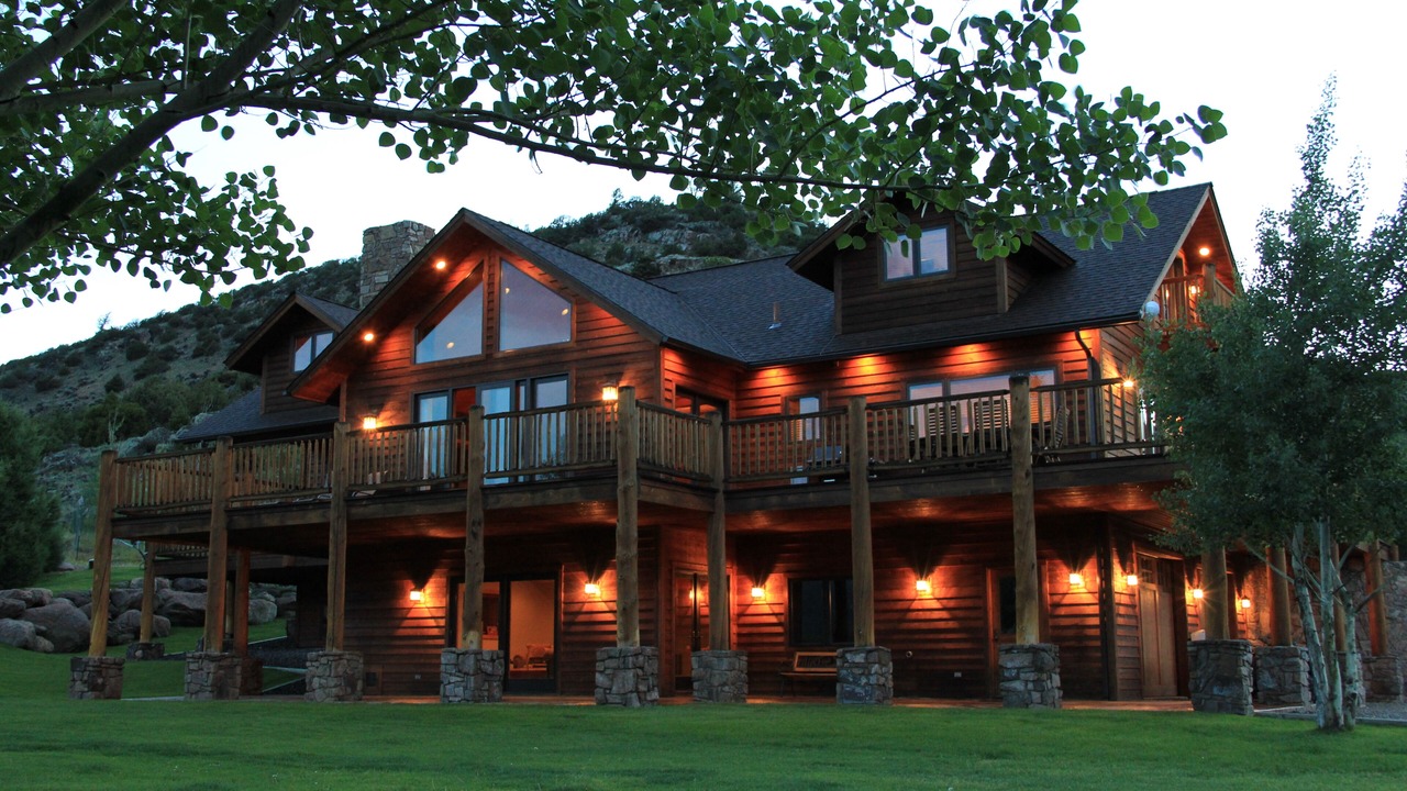 Photo of Outdoor in Emigrant