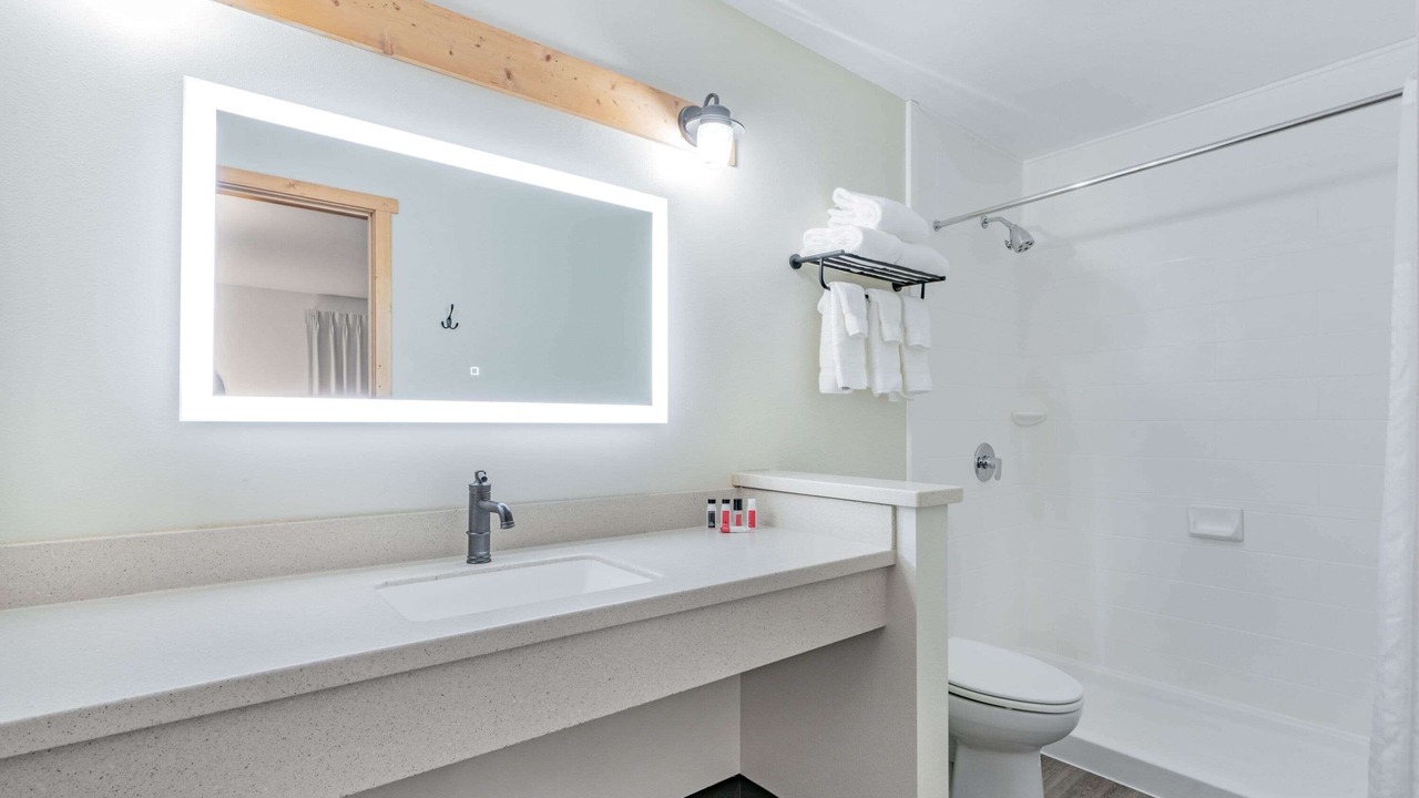 Photo of Bathroom in Lovell