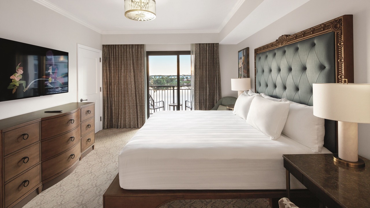 Photo of Bedroom in Bay Lake