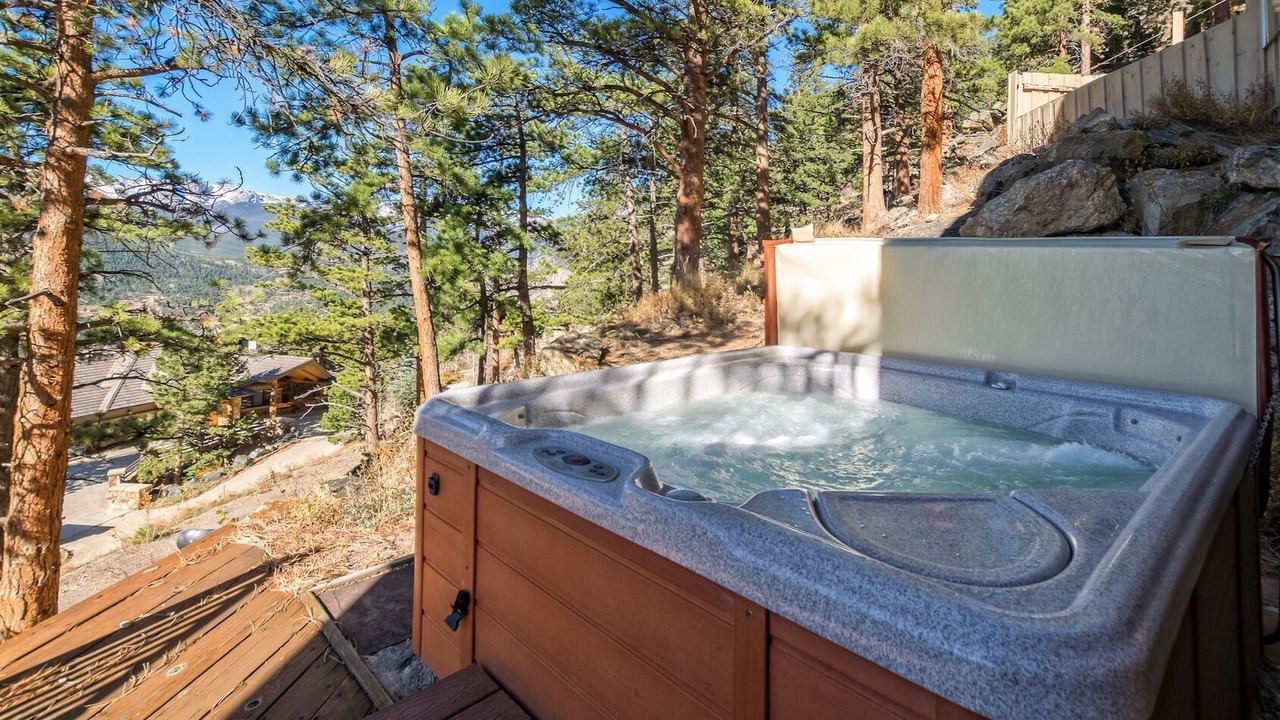 Photo of Outdoor in Windcliff Estates
