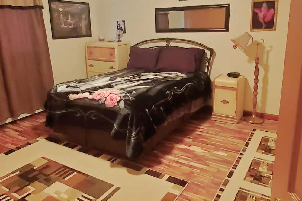 Photo of Bedroom in Lewistown