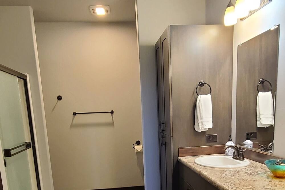 Photo of Bathroom in Bozeman