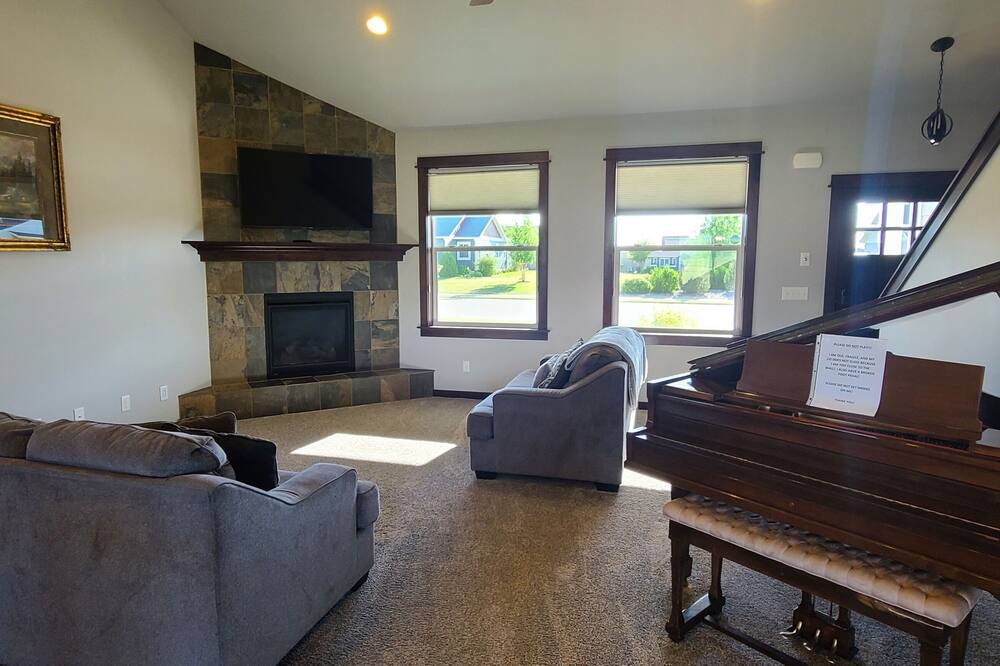 Photo of Livingroom in Bozeman
