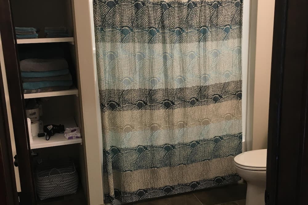 Photo of Bathroom in Dunlap