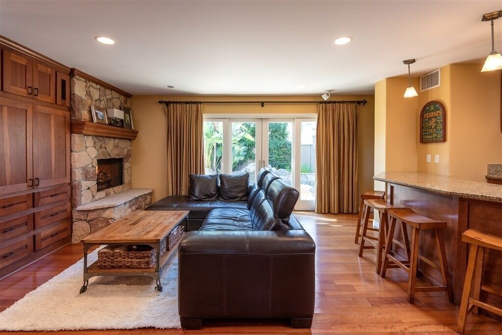 Photo of Livingroom in Rancho Santa Fe