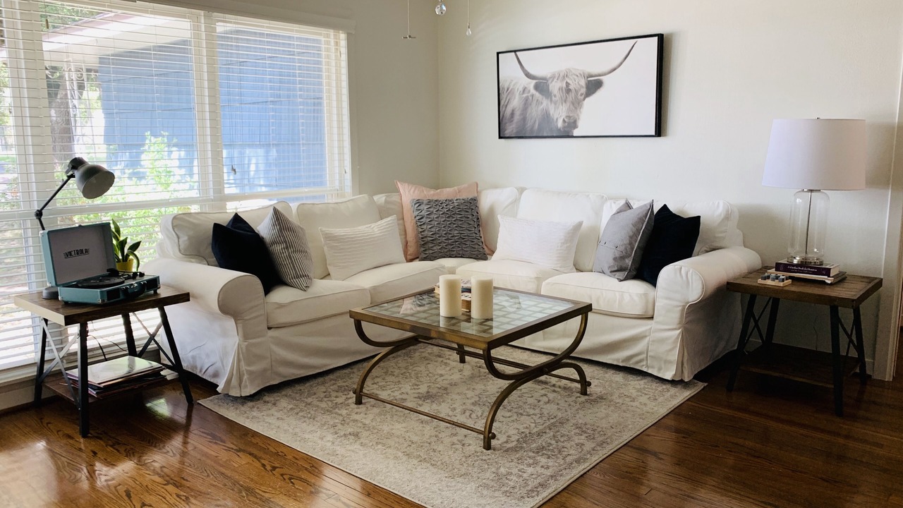 Photo of Livingroom in Spring Branch East