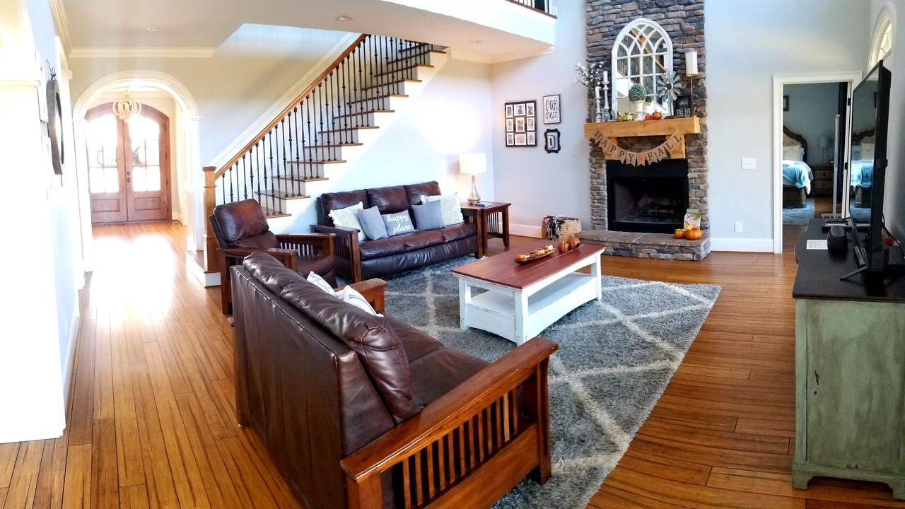 Photo of Livingroom in Lexington