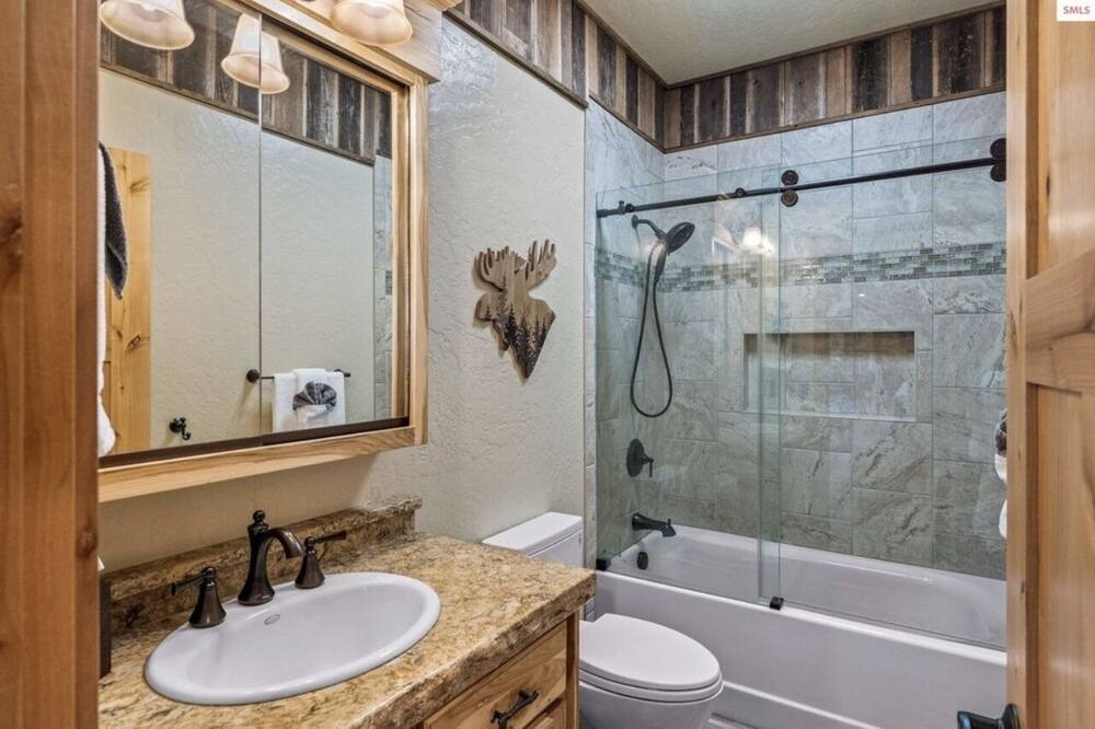 Photo of Bathroom in Sagle