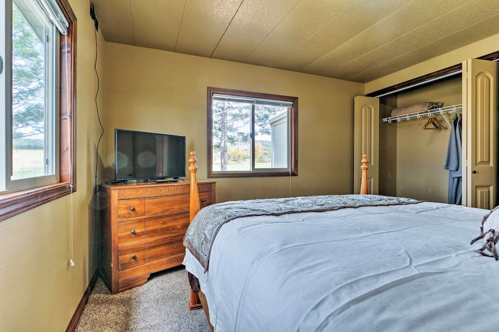 Photo of Bedroom in Helena Valley Northwest
